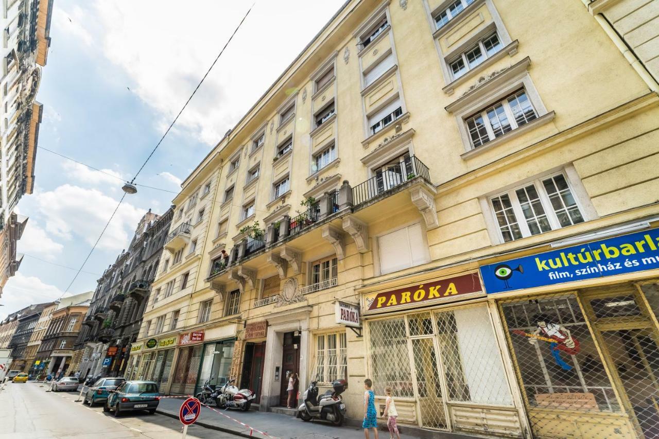 Fleur Creme Apartment Budapest Bagian luar foto