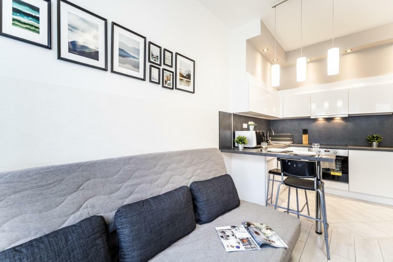 Fleur Creme Apartment Budapest Bagian luar foto