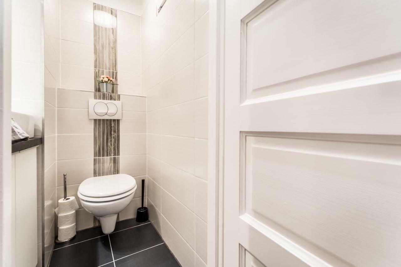 Fleur Creme Apartment Budapest Bagian luar foto