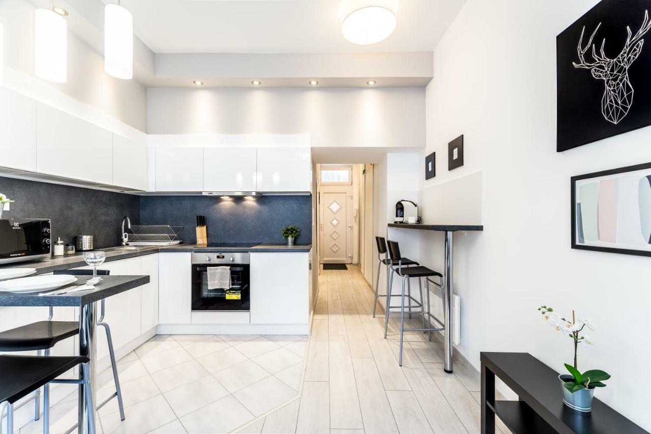 Fleur Creme Apartment Budapest Bagian luar foto